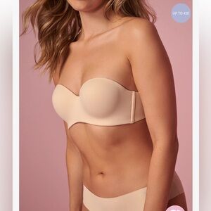 La Vie En Rose strapless bra 36B nude